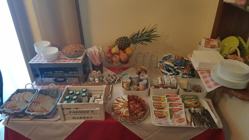 Royal Suite Genoa Bagian luar foto