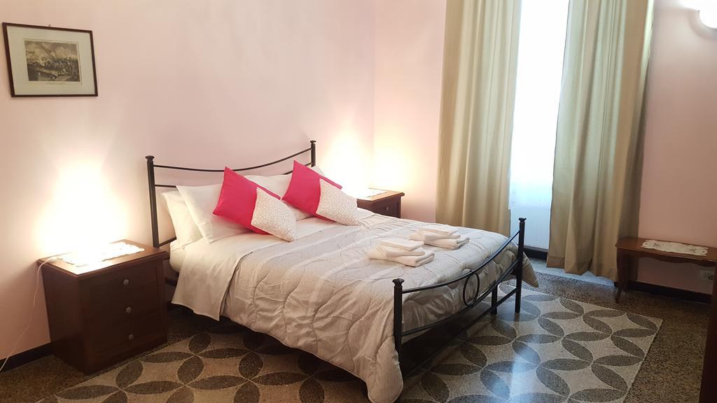 Royal Suite Genoa Bagian luar foto