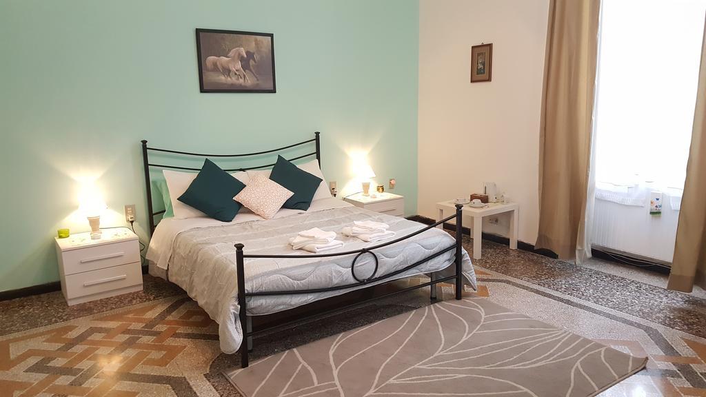 Royal Suite Genoa Bagian luar foto
