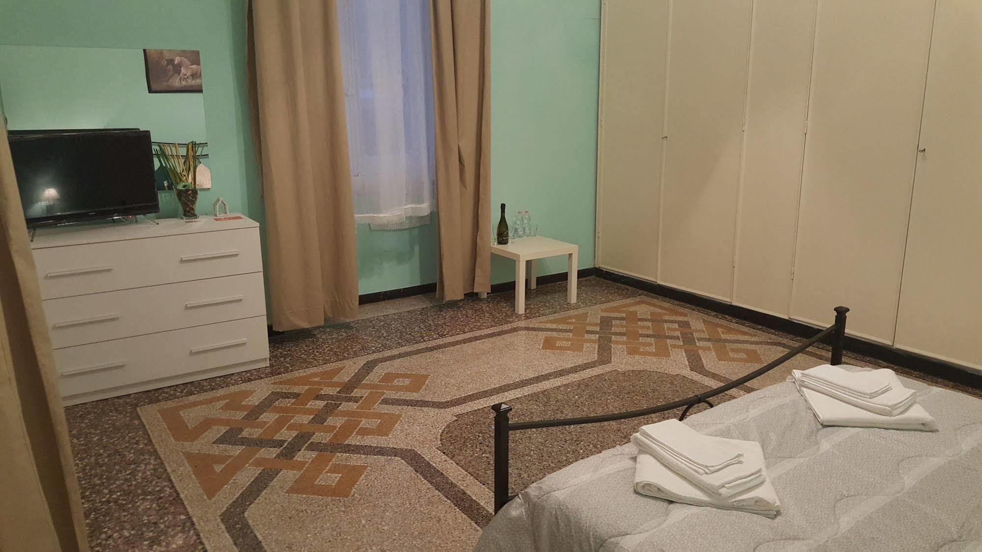 Royal Suite Genoa Bagian luar foto