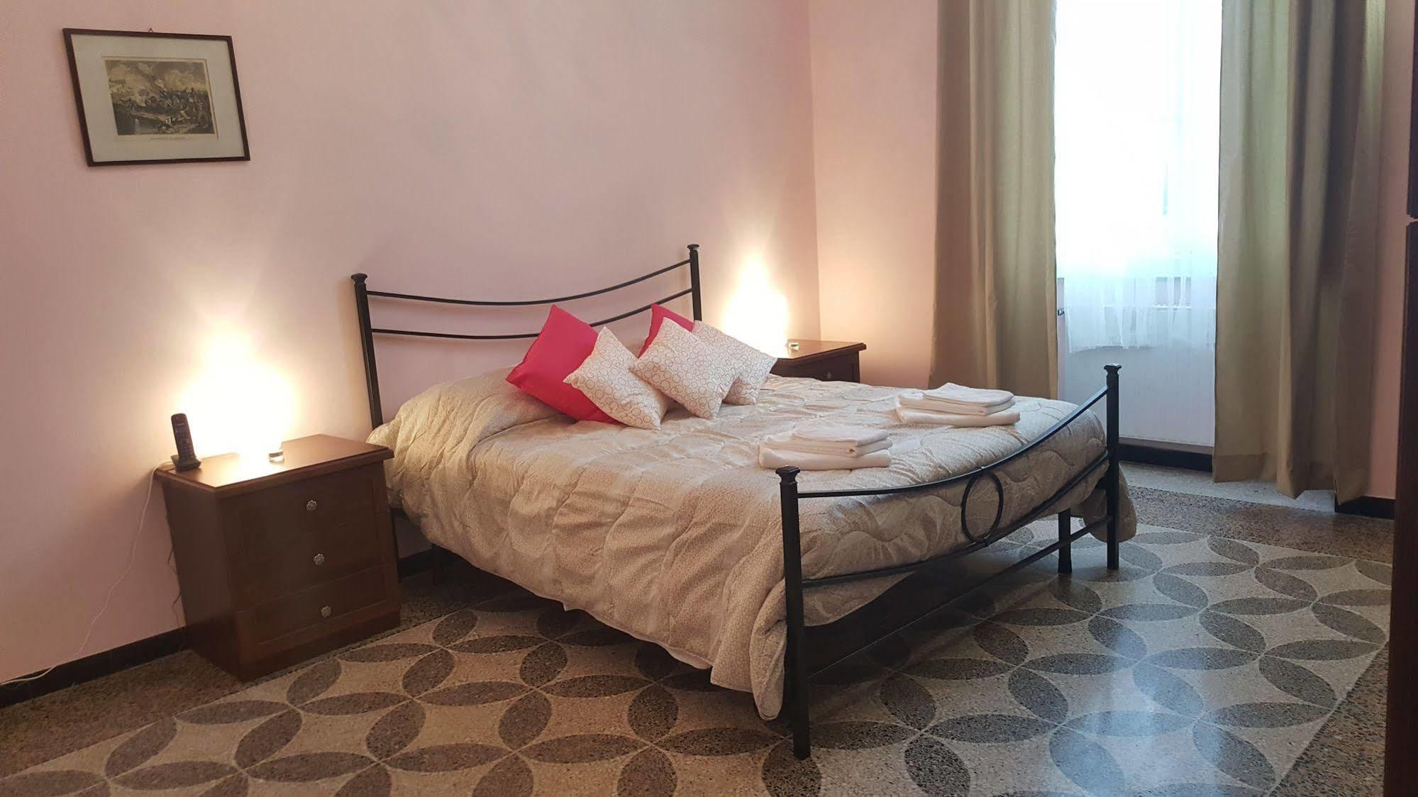 Royal Suite Genoa Bagian luar foto